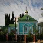 Храм Рождества Пресвятой Богородицы в Лазаревском