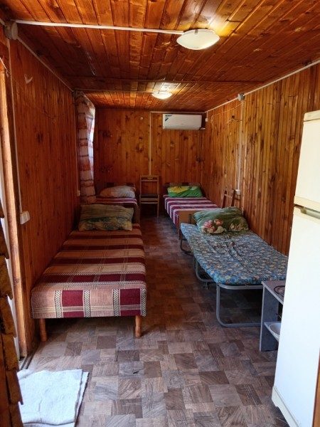 4х местный домик с удобствами